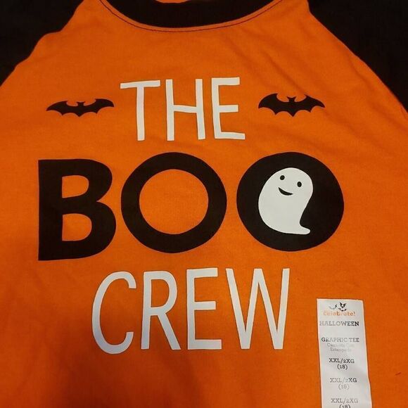 NWT CELEBRATE HALLOWEEN THE BOO CREW TSHIRT - Picture 3 of 3